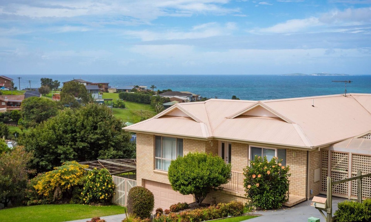 Kianga House | 4 Dawn Parade, Kianga