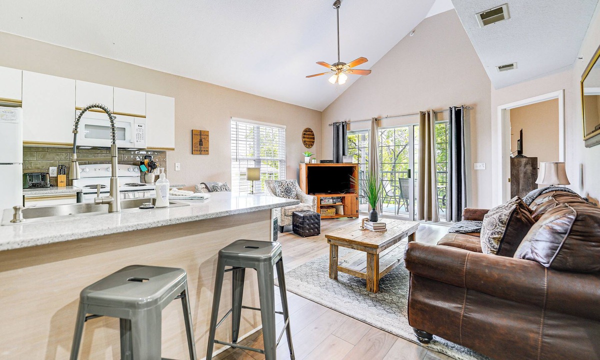 Branson Condo | 4 Mi to Dtwn & Strip! Branson Unit w/Resort Perks