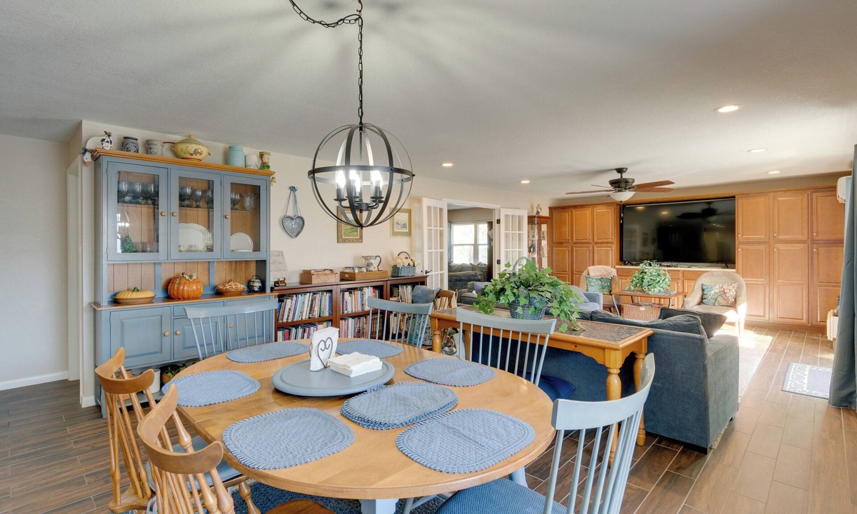 Port Charlotte House | 4 Mi to Port Charlotte Beach Park: Gem w/Pool