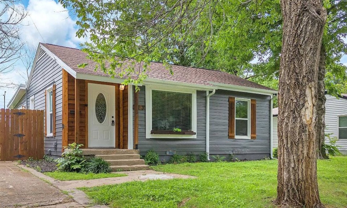 Central Arlington House | 4 mins away from AT&T stadium; Texas Live; UTA; Six Flags; Epic Central
