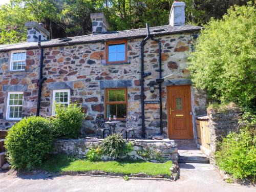 Beddgelert House | 4 Old Tanrhiw