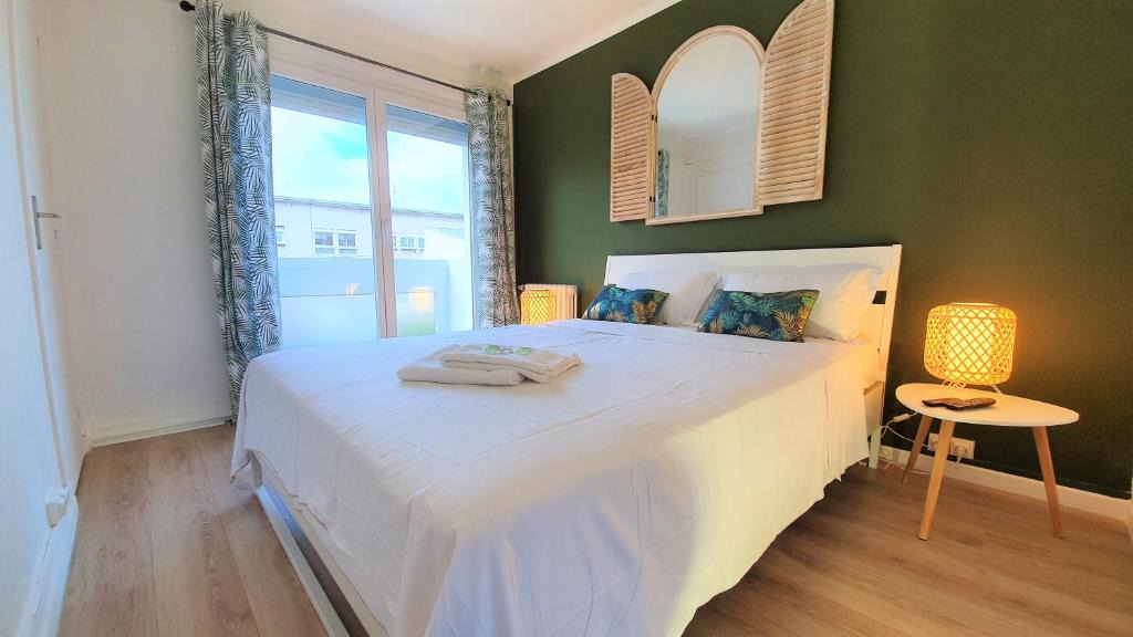 Calais City Center Apartment | 4 Pers Max Calais Nord Hypercentre à 5min à pied de la plage