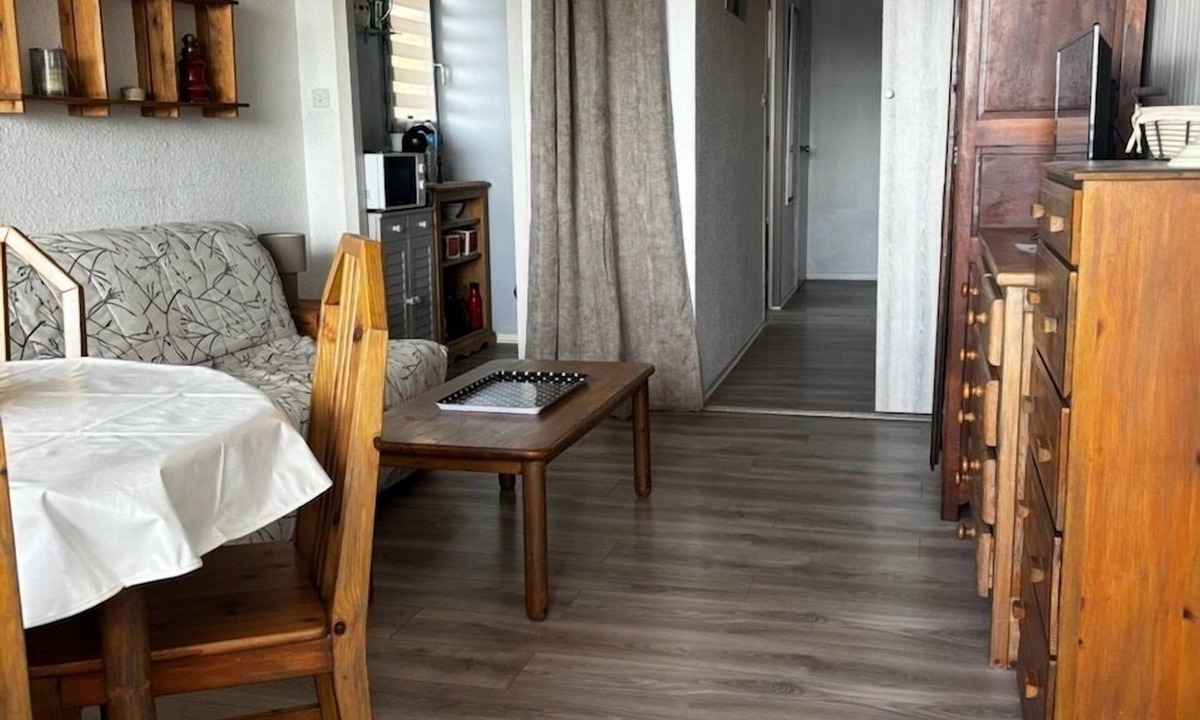 Allevard Apartment | 4-person apartment at the foot of the slopes, family resort. Pets welcome,