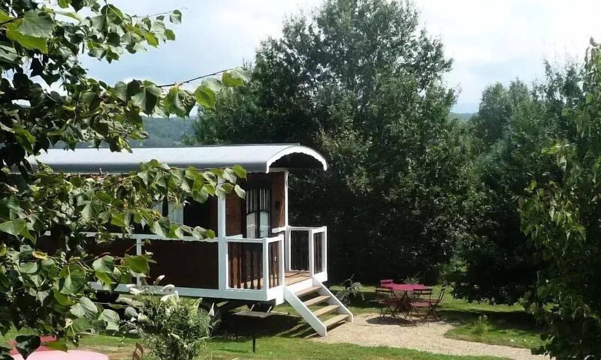 Bar-sur-Aube Cabin | 4-person deluxe hotel caravan
