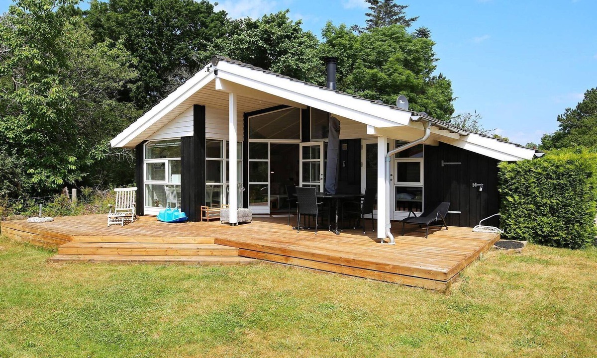 Havnsø House | 4 person holiday home in Føllenslev