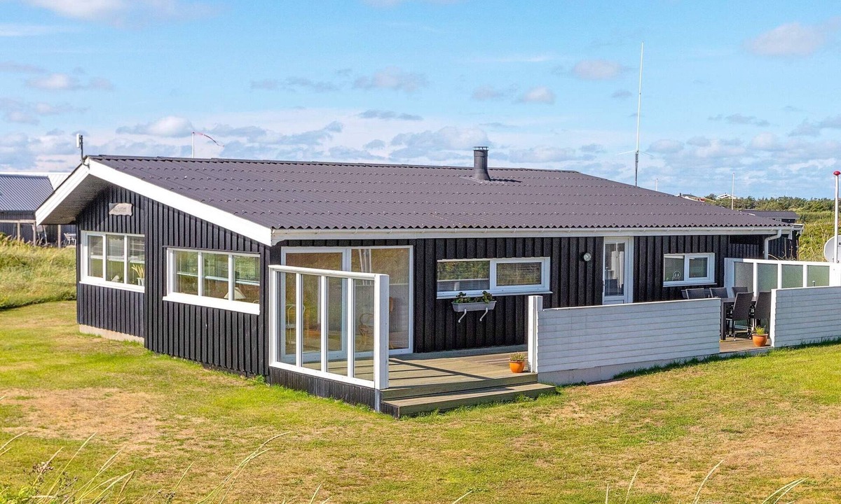 Lokken House | 4 person holiday home in Løkken-By Traum