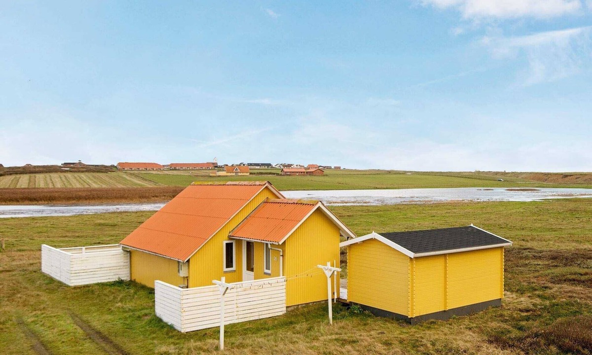 Trans House | 4 person holiday home in Lemvig