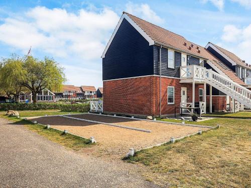 Borre Apartment | 4 person holiday home in Borre