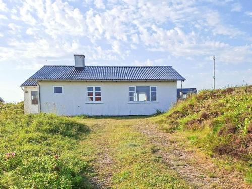Lild Strand House | 4 person holiday home in Frøstrup