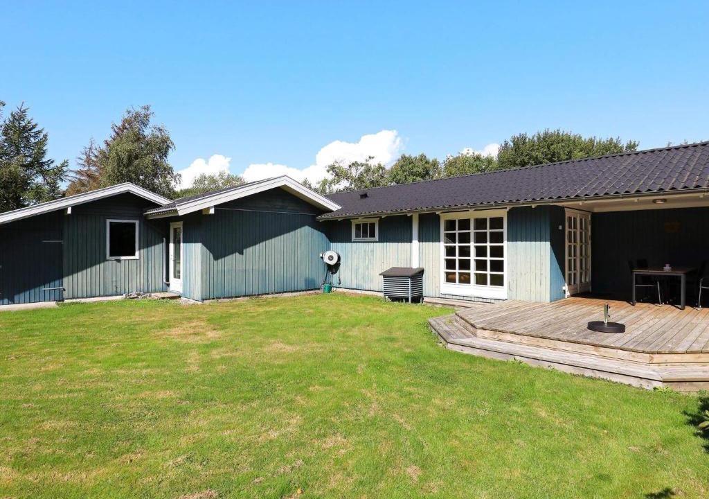 Bøtø By House | 4 person holiday home in V ggerl se