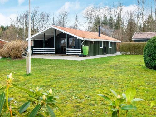 Arrild Ferieby House | 4 person holiday home in Toftlund