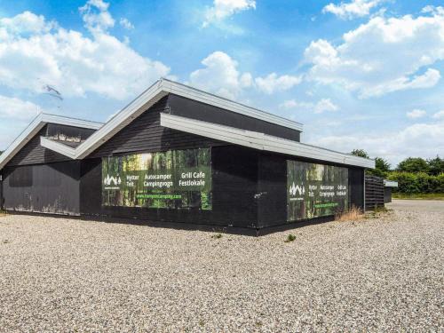 Hampen House | 4 person holiday home in Hampen