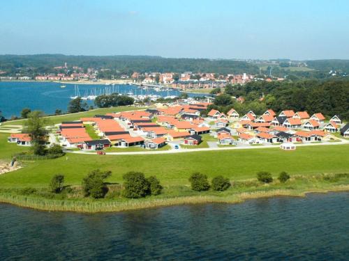 Grasten Apartment | 4 person holiday home on a holiday park in Gråsten