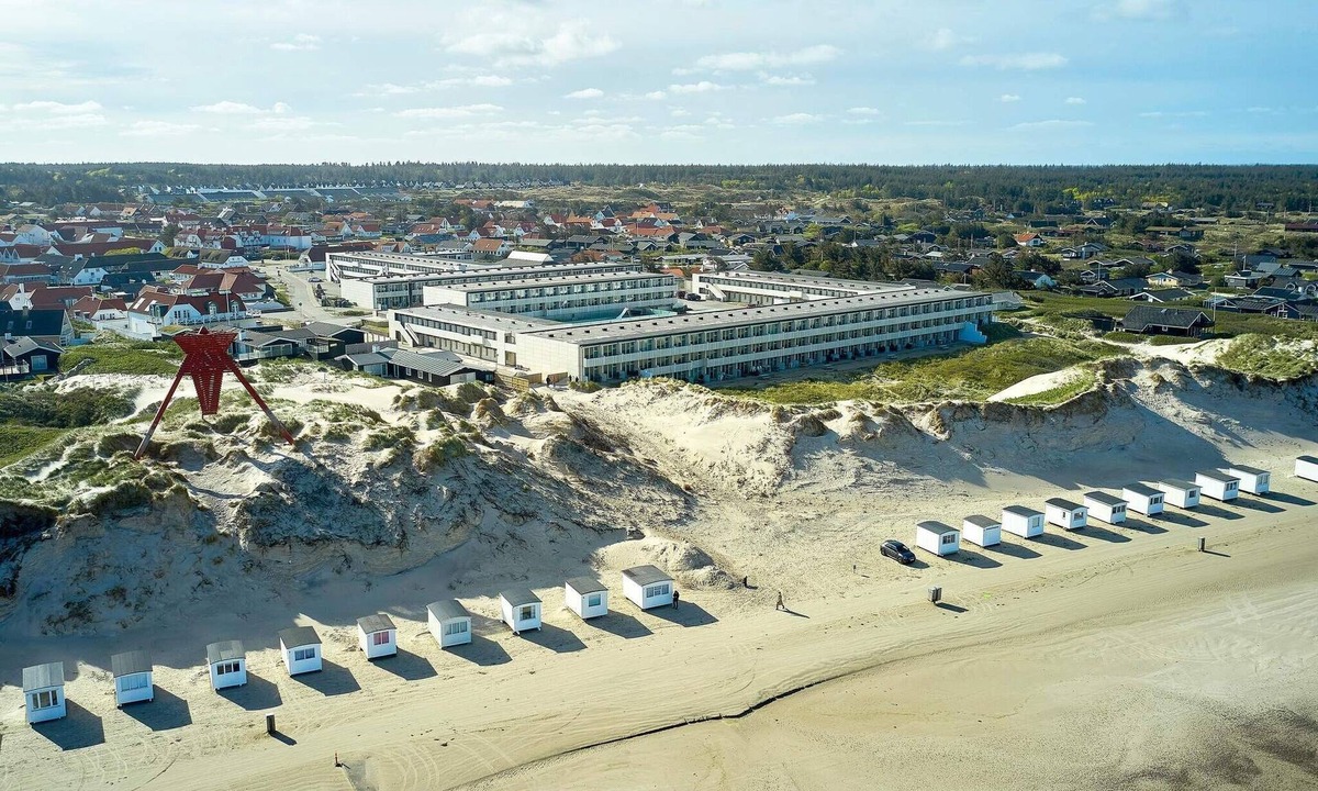Blokhus Apartment | 4 person holiday park home in Blokhus