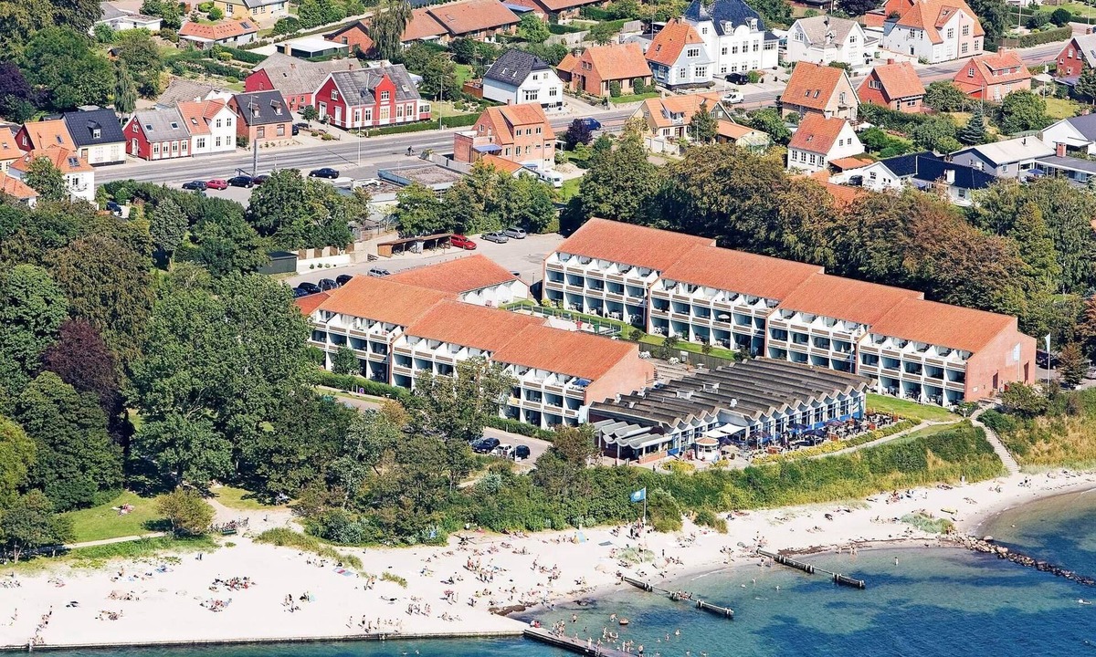 Faaborg Apartment | 4 person holiday park home in Faaborg