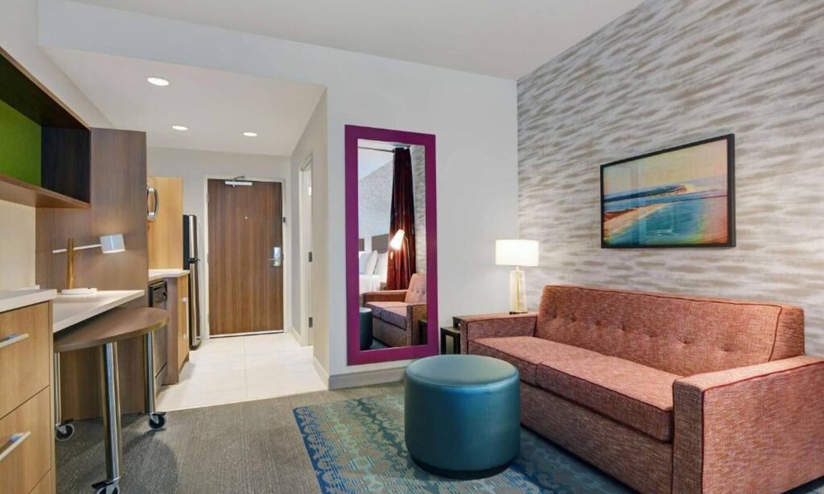 Upper Grand Lagoon Hotel | 4 Pet-friendly Accommodations | Outdoor Pool Access | Free Breakfast