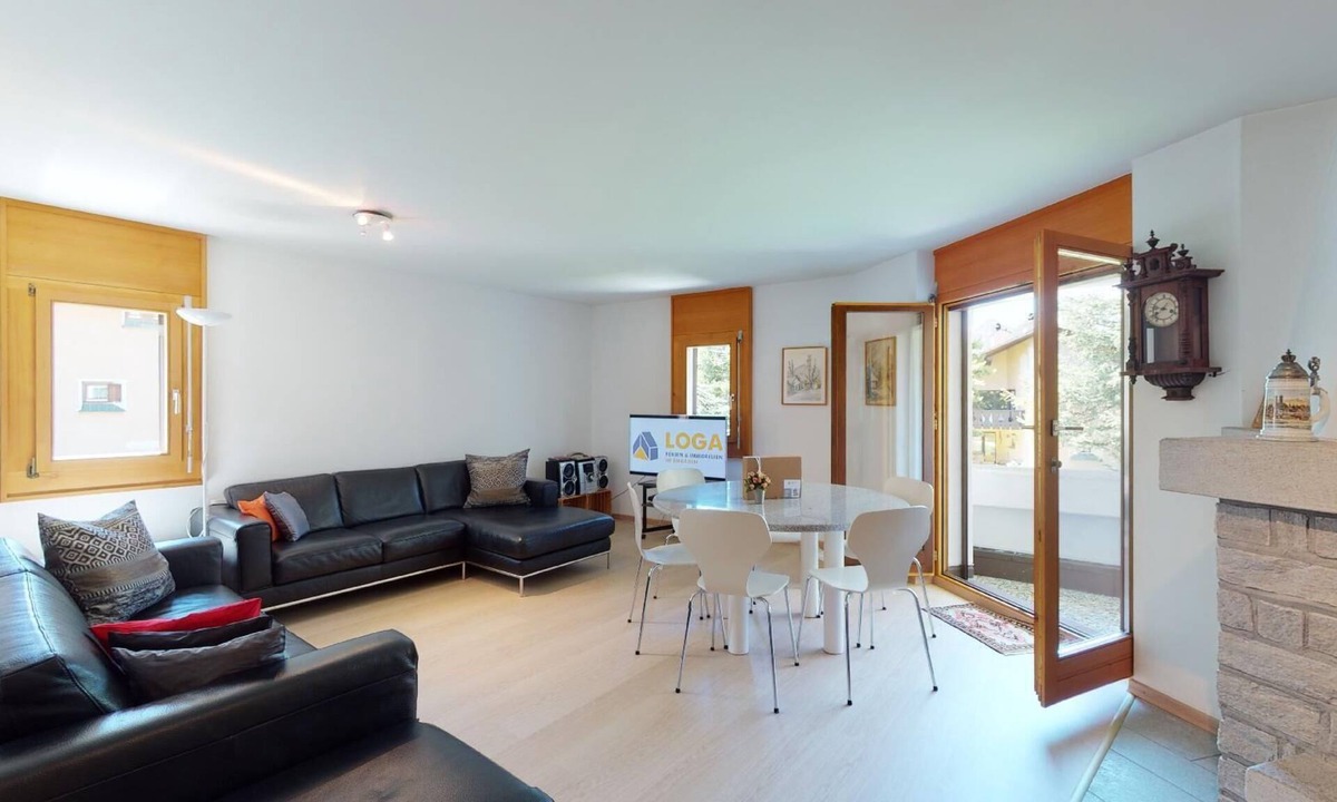 Sils-Maria Apartment | 4-room apartment on the 1st floor in the Seglias district, approx.