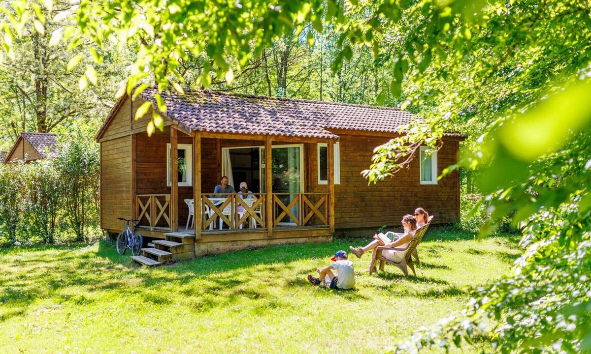 Montels Ski Chalet | 4-room chalet with terrace, up to 7 guests