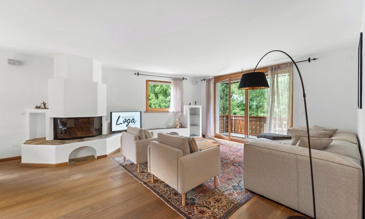 Celerina-Schlarigna Apartment | 4-Star Abitaziun Stambuoch 3 in Celerina - “Loga Elegance”