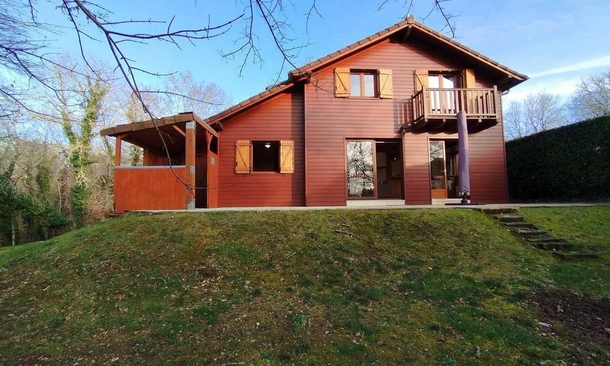 Lachapelle-Auzac Ski Chalet | 4-star Auzacoise, 6 guests, swimming pool, golf