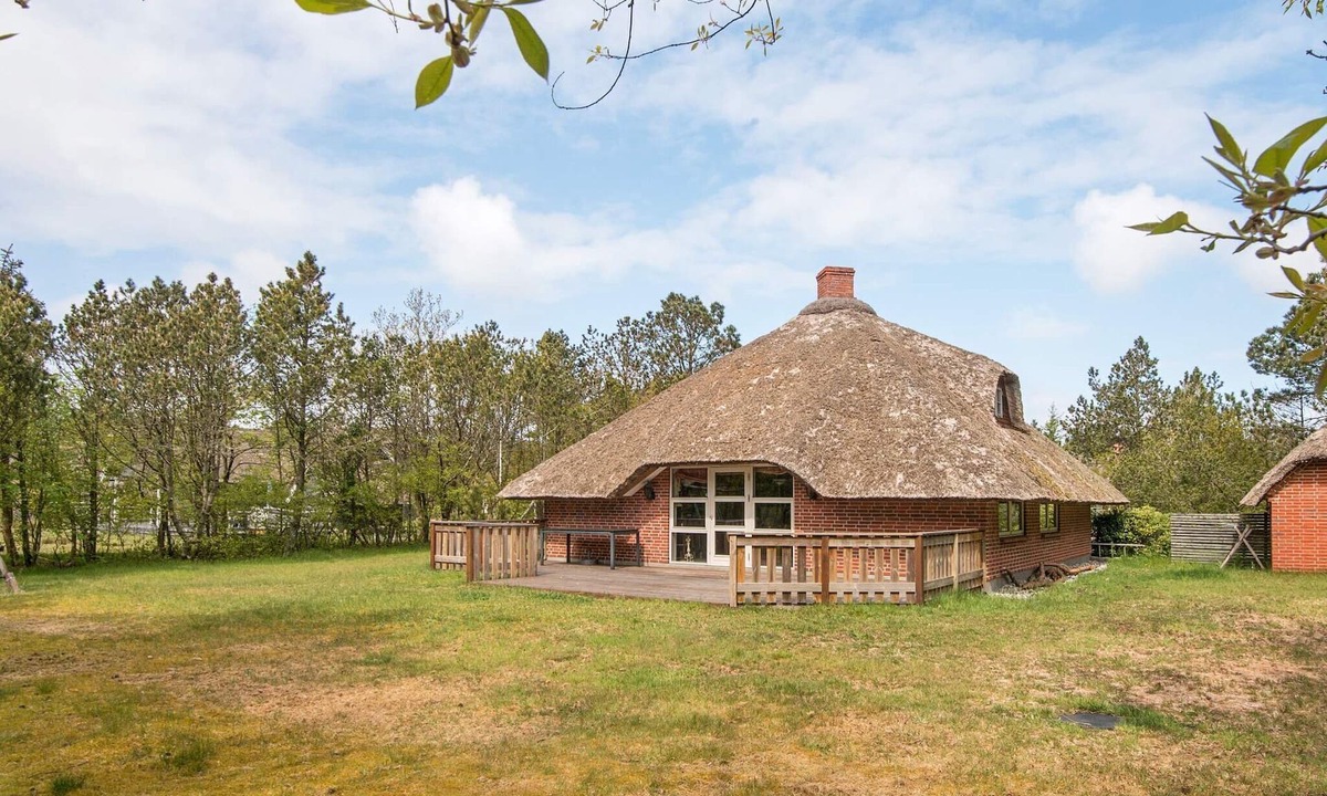 Houstrup House | 4 star holiday home in Nørre Nebel