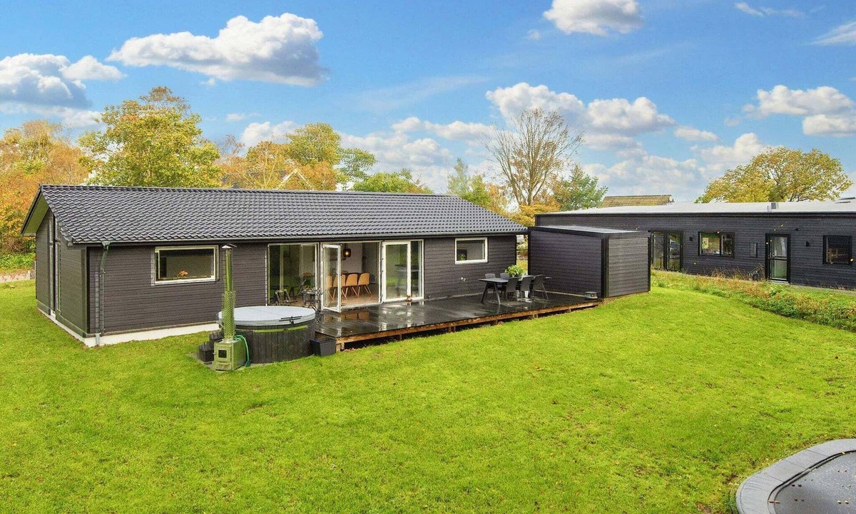 Allingabro House | 4 star holiday home in Allingåbro-By Traum