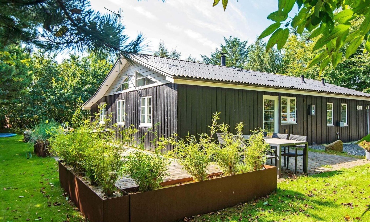 Lodbjerg Hede House | 4 star holiday home in Ringkøbing