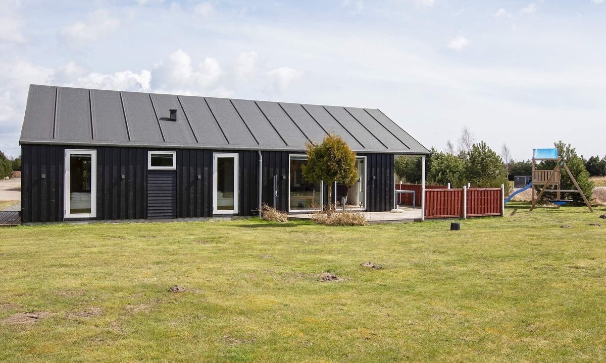 Bøtø By House | 4 star holiday home in Væggerløse