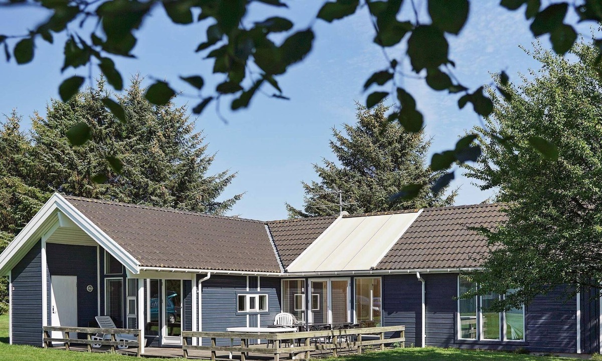 Oster Somarken House | 4 star holiday home in Aakirkeby