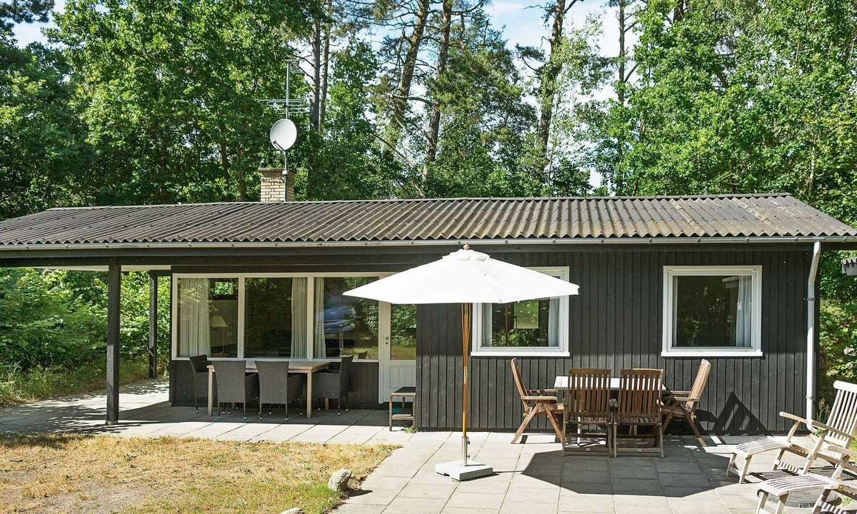 Oster Somarken House | 4 star holiday home in Aakirkeby