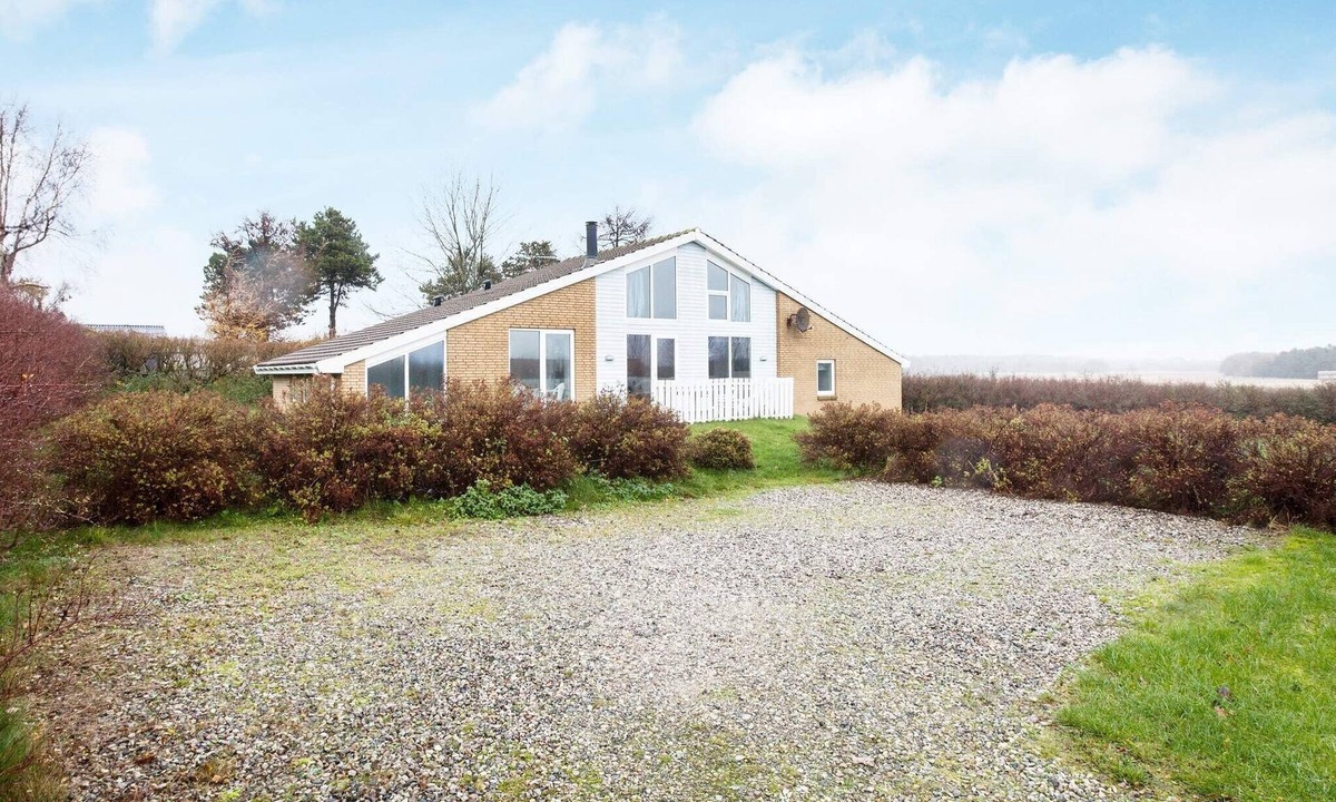 Øer Strand House | 4 star holiday home in Ebeltoft