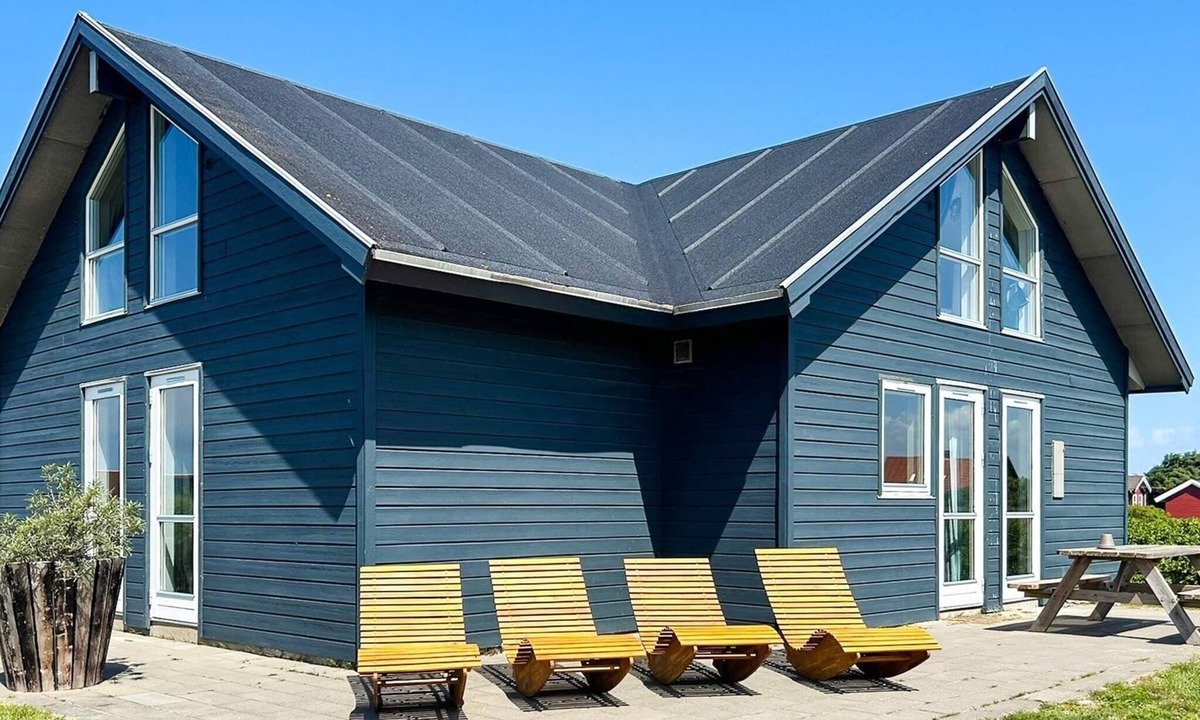 Vrist Strand House | 4 star holiday home in Harboøre