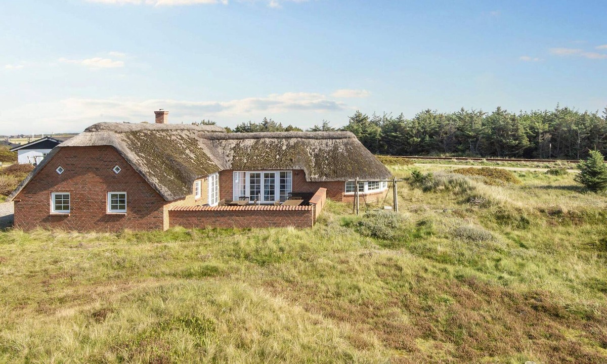 Vrist Strand House | 4 star holiday home in Harboøre