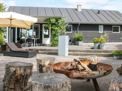 Hvidbjerg Strand House | 4 star holiday home in Børkop