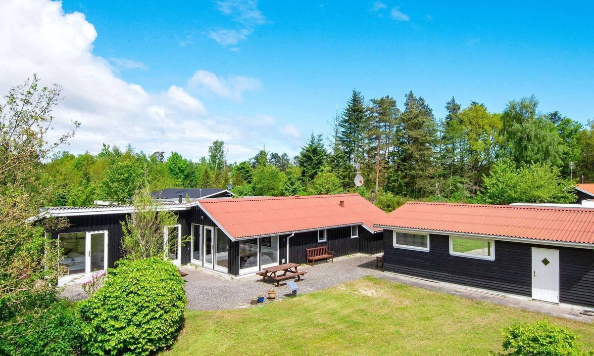 Ørsted House | 4 star holiday home in Ørsted