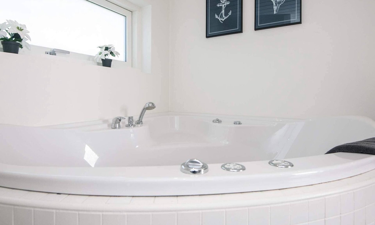 Handrup Strand House | 4 star holiday home in Ebeltoft