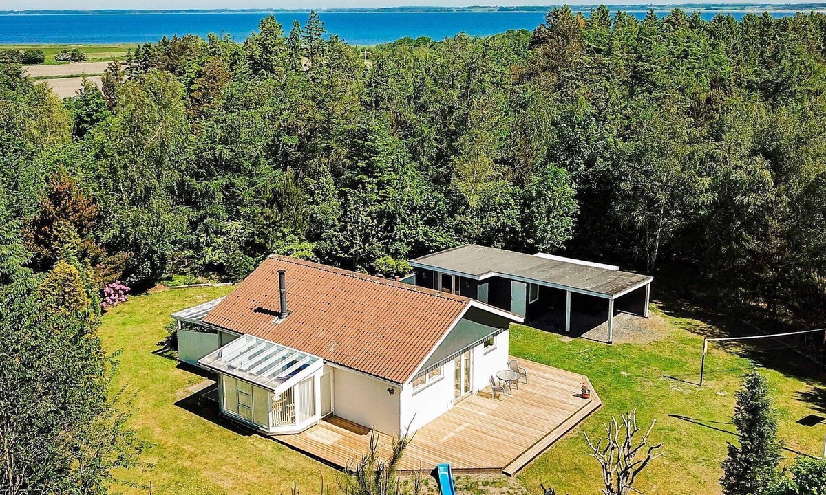 Hojslev House | 4 star holiday home in Højslev