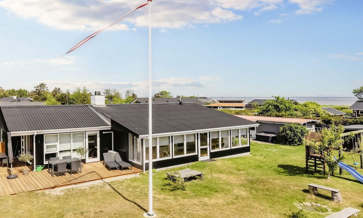 Helberskov Strand House | 4 star holiday home in Hadsund-By Traum
