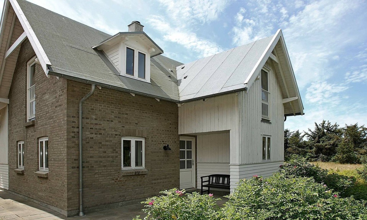 Vrist Strand House | 4 star holiday home in Harboøre