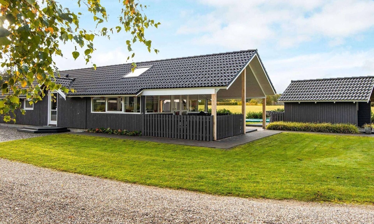 Hovborg House | 4 star holiday home in Hovborg