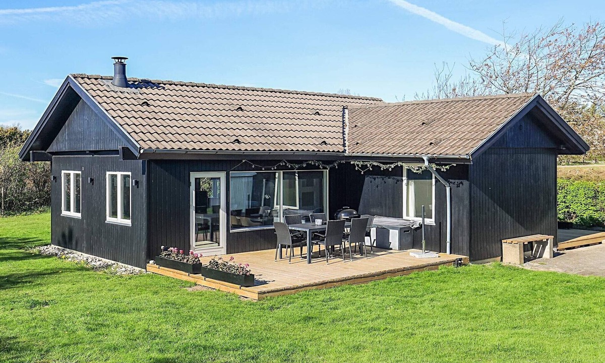 Trend House | 4 star holiday home in Løgstør