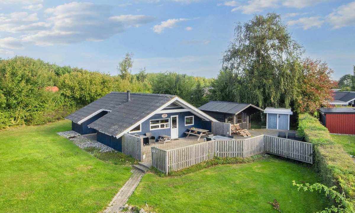 Skovmose House | 4 star holiday home in Sydals