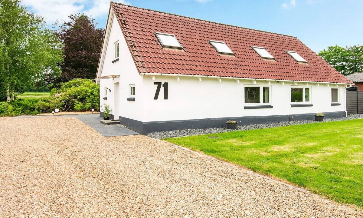 Henne House | 4 star holiday home in Henne