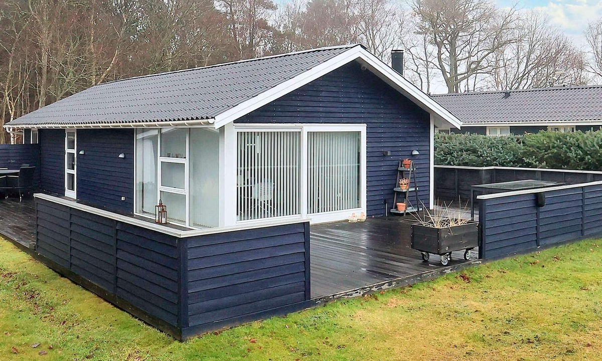 Hou House | 4 star holiday home in Hals