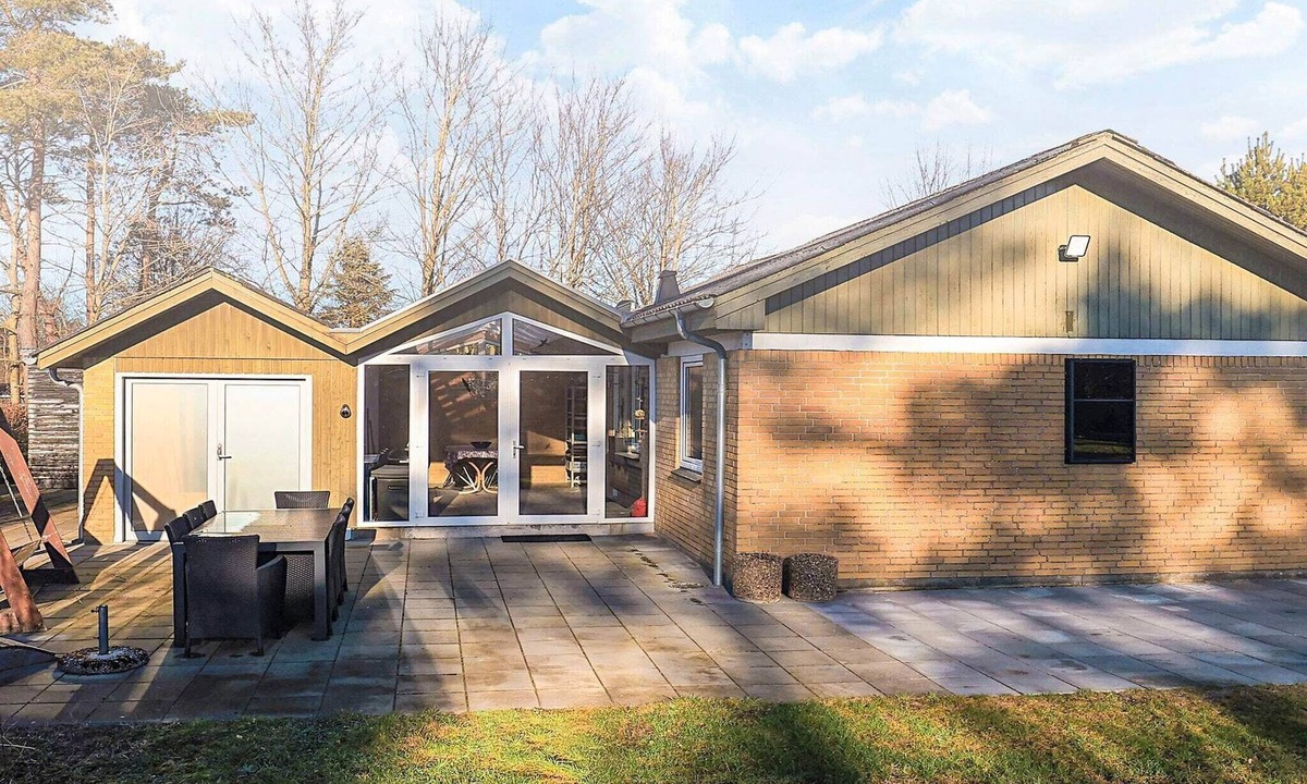 Hou House | 4 star holiday home in Hals