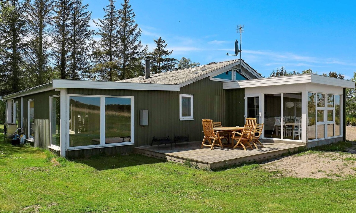 Hou House | 4 star holiday home in Hals