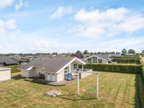 Flovt Strand House | 4 star holiday home in Haderslev