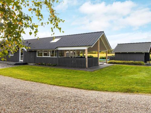 Hovborg House | 4 star holiday home in Hovborg