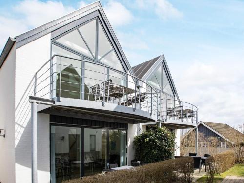 Marielyst House | 4 star holiday home in Væggerløse