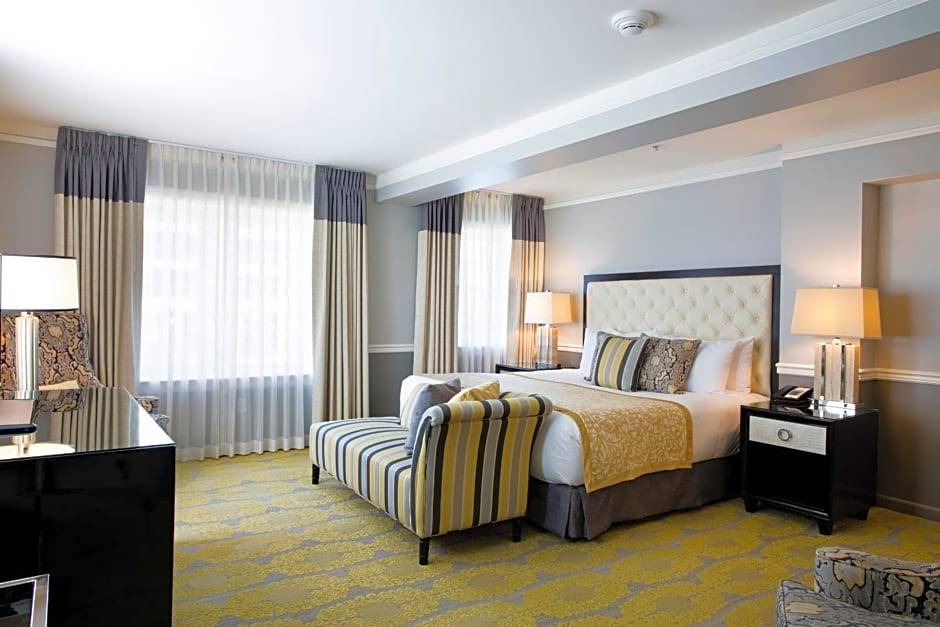 Downtown Tulsa Hotel | 4-Star Hotel ∙ Ambassador Hotel Tulsa, Autograph Collection
